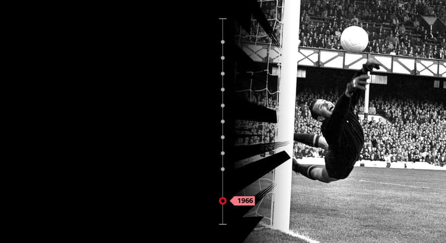 1966 Soviet Union Goalkeeper Lev Yashin Wallpaper
