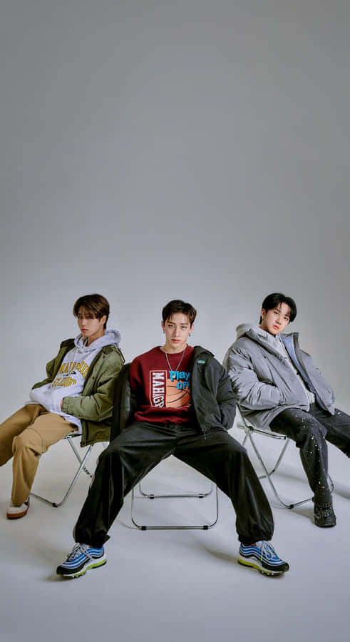 3racha Group Style Wallpaper