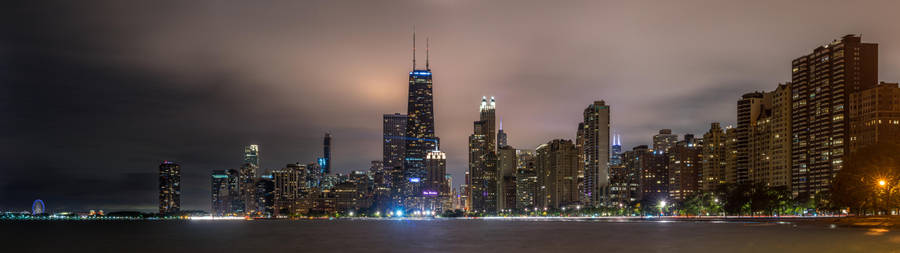4k Dual Monitor Chicago Skyline At Night Wallpaper