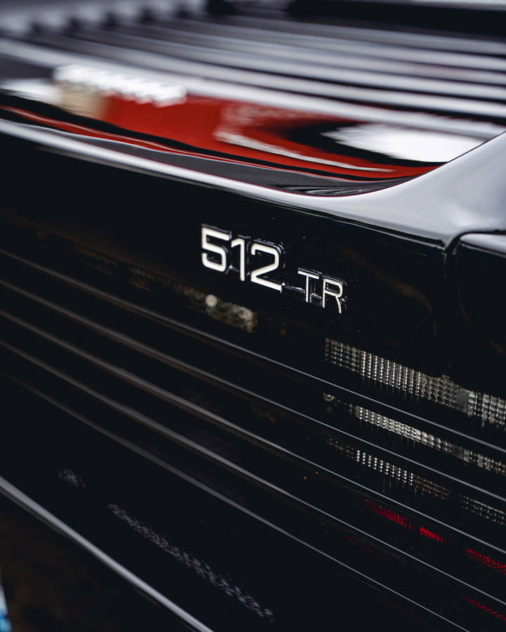 4k Ferrari 512 Tr Logo Wallpaper