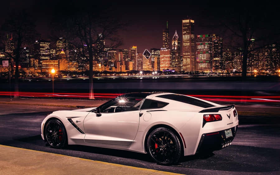 A Captivating Chevrolet Corvette Stingray Wallpaper