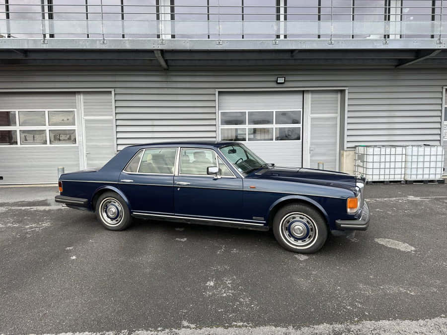 A Classic Bentley Eight Captured In Its Luxurious Essence. Wallpaper