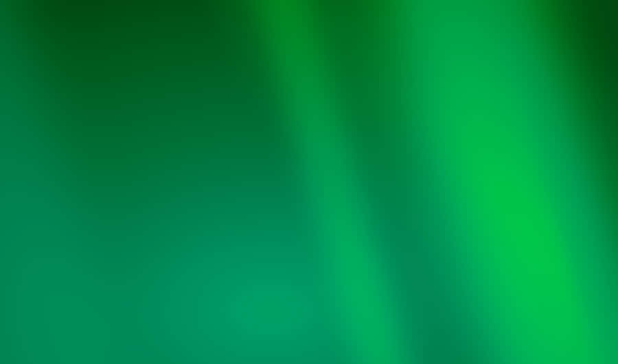 A Mesmerizing Green Gradient Wallpaper Wallpaper