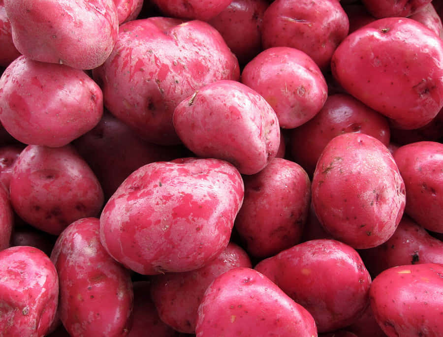 A Pile Of Fresh Red Potatoes Wallpaper