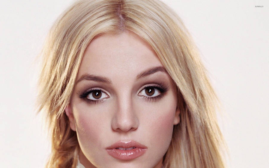 A Youthful Britney Spears Wallpaper