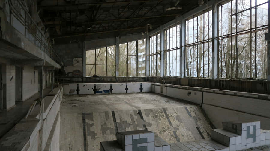 Abandoned Indoor Swimming Pool Wallpaper