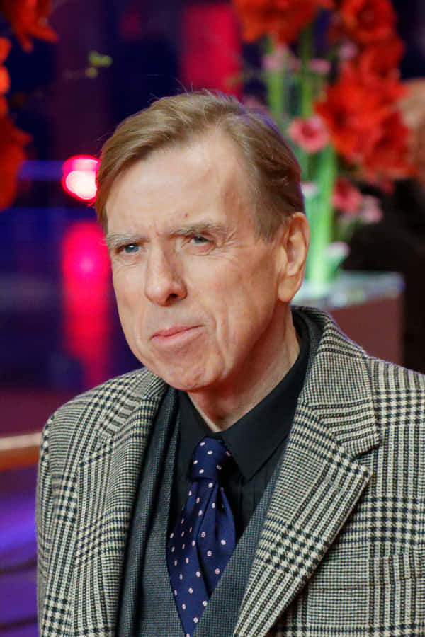 Acclaimed Actor Timothy Spall In Character Wallpaper