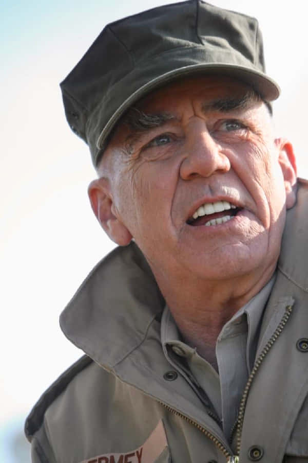 Actor And U.s. Marine Corps Veteran R. Lee Ermey. Wallpaper