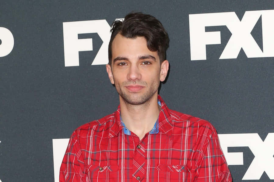 Actor Jay Baruchel Posing Wallpaper