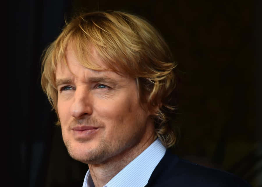 Actor Owen Wilson Has A Smile From Ear To Ear. Wallpaper