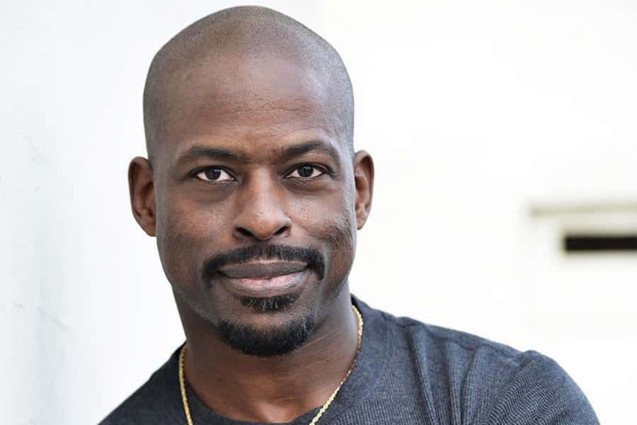 Actor Sterling K Brown At The 2018 Emmys Wallpaper