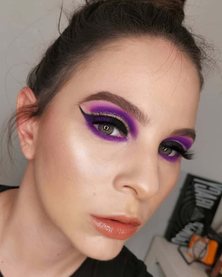 Add Some Sparkle To Your Eye Makeup With This Vibrant Purple Eye Shadow Wallpaper