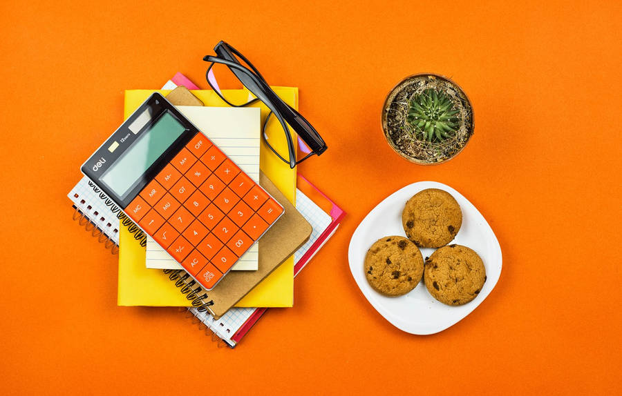 Aesthetic Calculator In Orange Wallpaper