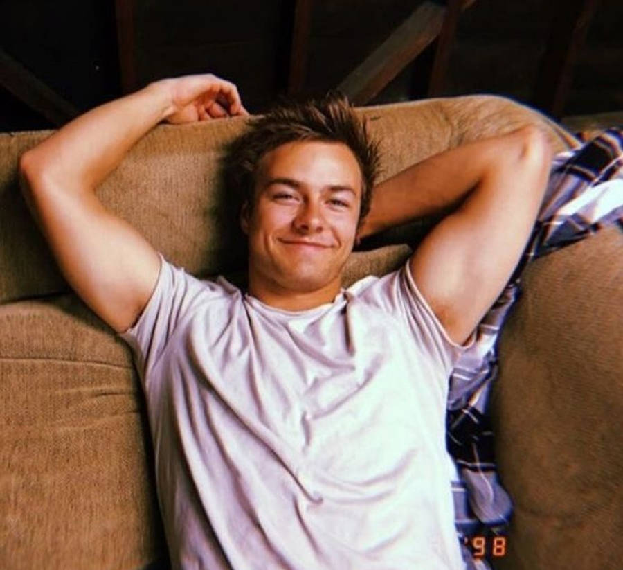 Aesthetic Peyton Meyer Wallpaper