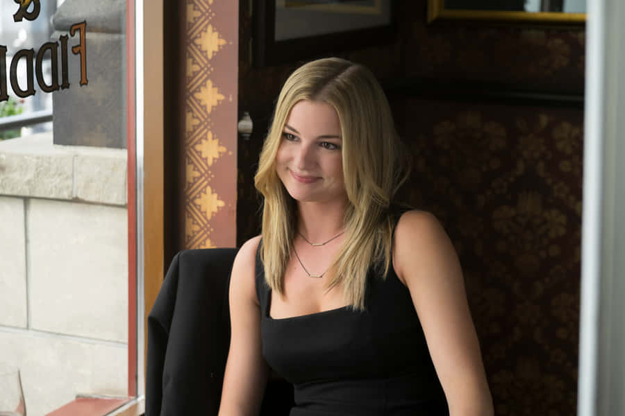 Agent 13 On Mission To Save The World Wallpaper