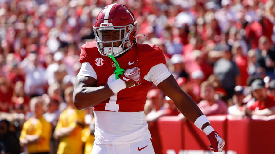 Alabama Football Player Action Shot Wallpaper