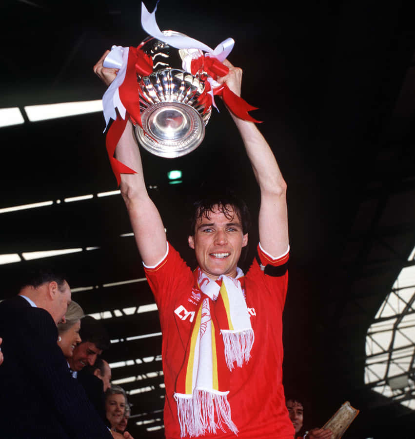 Alan Hansen Raising The Trophy Wallpaper