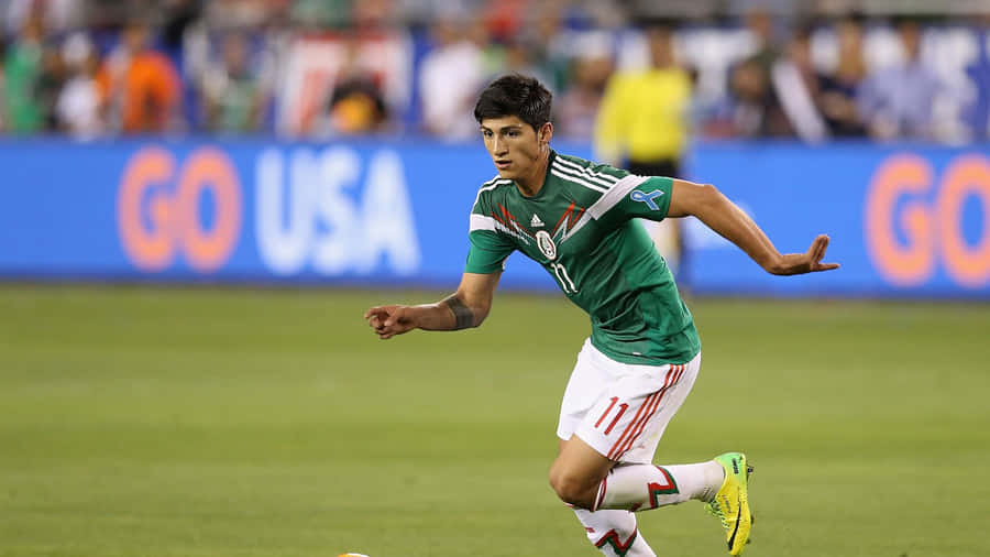 Alan Pulido Mexico National Football Team Wallpaper