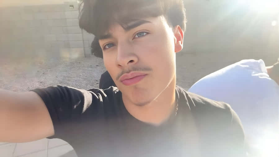 Alex Chino Casual Selfie Wallpaper