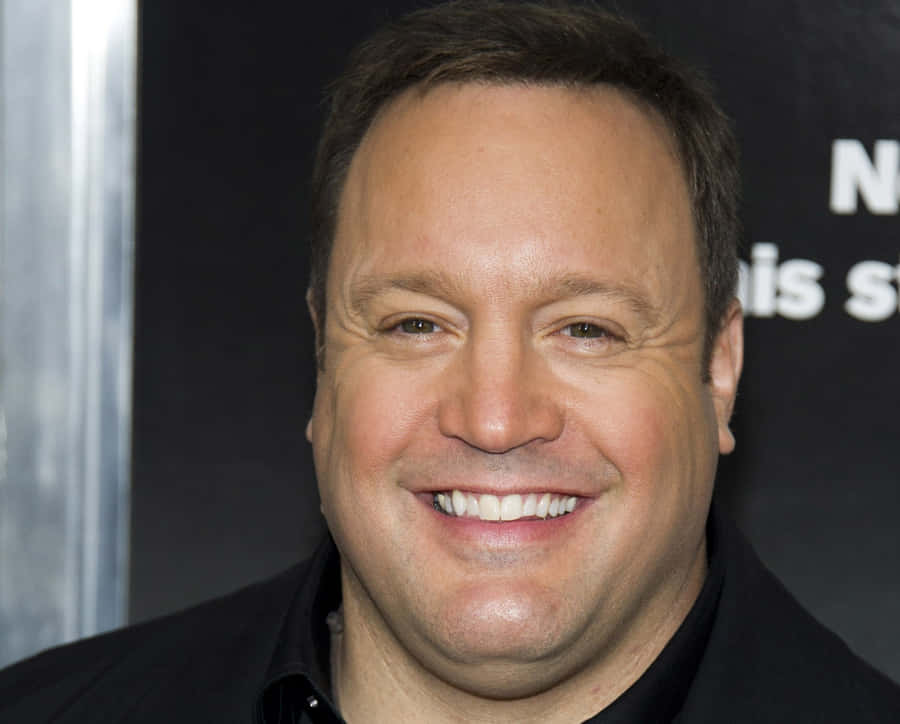 American Actor And Comedian Kevin James. Wallpaper