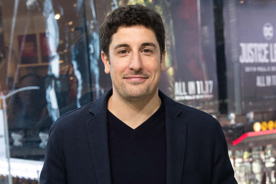 American Actor Jason Biggs In A Polo Shirt Wallpaper
