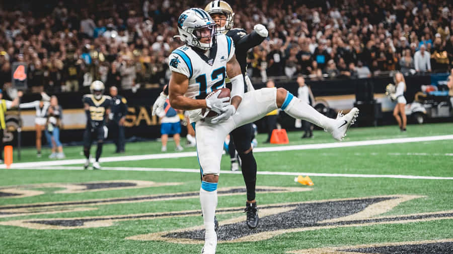 American Athlete Dj Moore Against New Orleans Saints 2018 Wallpaper