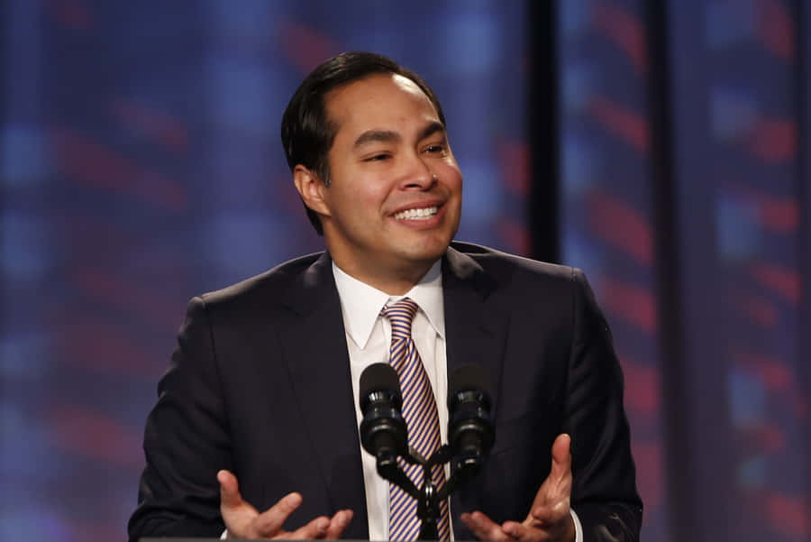 American Politician Julian Castro Speaking Wallpaper