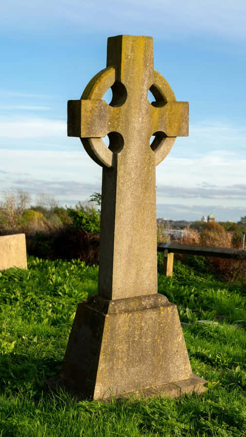 Ancient Celtic Cross Design Wallpaper