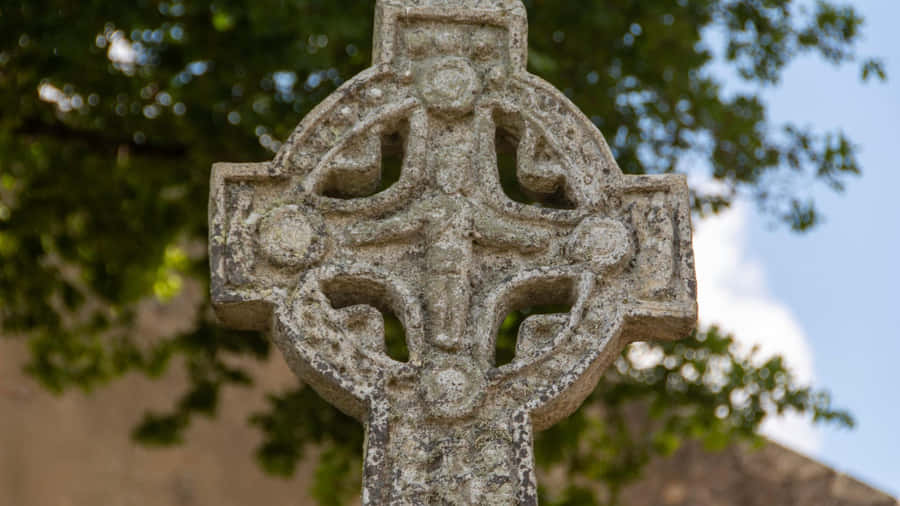 Ancient Celtic Cross Design Wallpaper