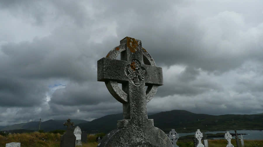 Ancient Celtic Cross Graveyard Wallpaper