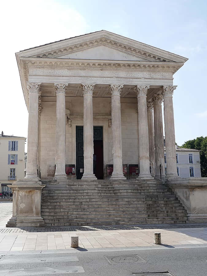 Ancient Maison Carrée Roman Temple Wallpaper