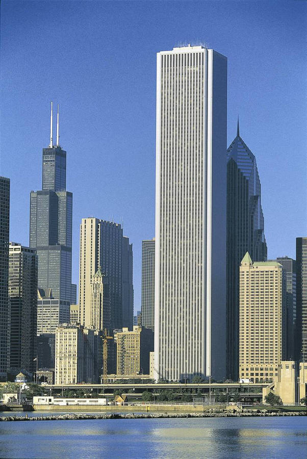 Aon Center In United States Wallpaper