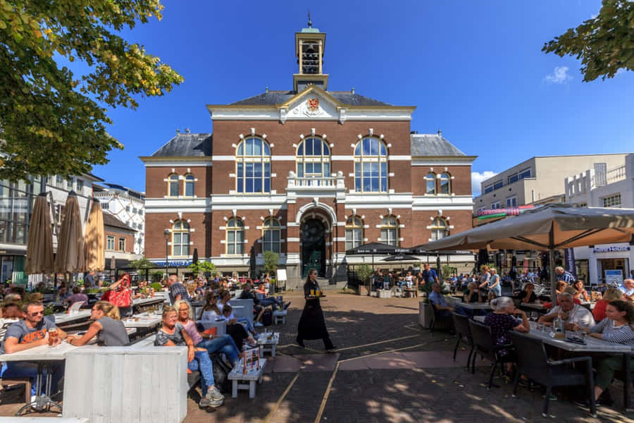 Apeldoorn City Center Outdoor Cafe Wallpaper