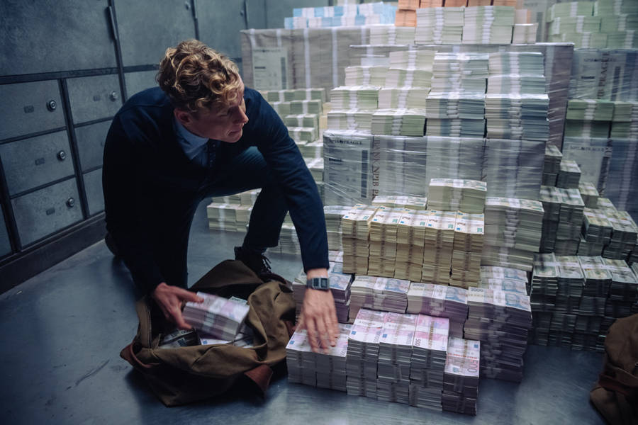 Army Of Thieves Ludwig Deiter Money Wallpaper