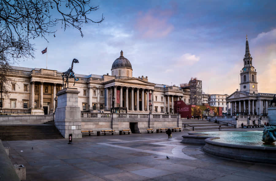 Art Museum Trafalgar Square Wide Shot Wallpaper