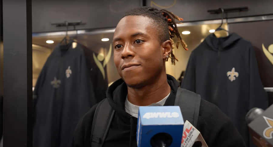 Athlete Interviewat Locker Room Wallpaper