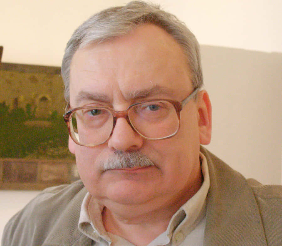 Author Portrait Indoors Wallpaper