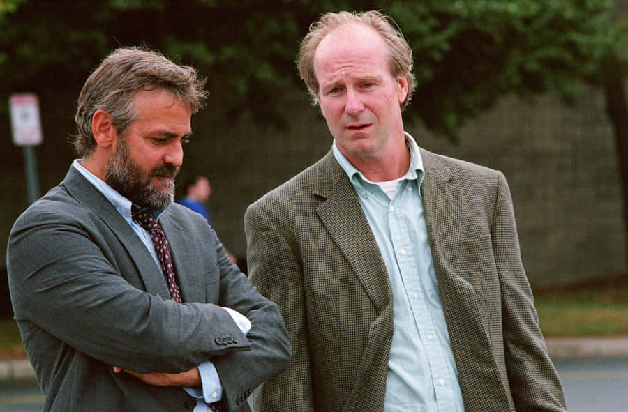 Award-winning Actor William Hurt Posing For A Portrait Wallpaper