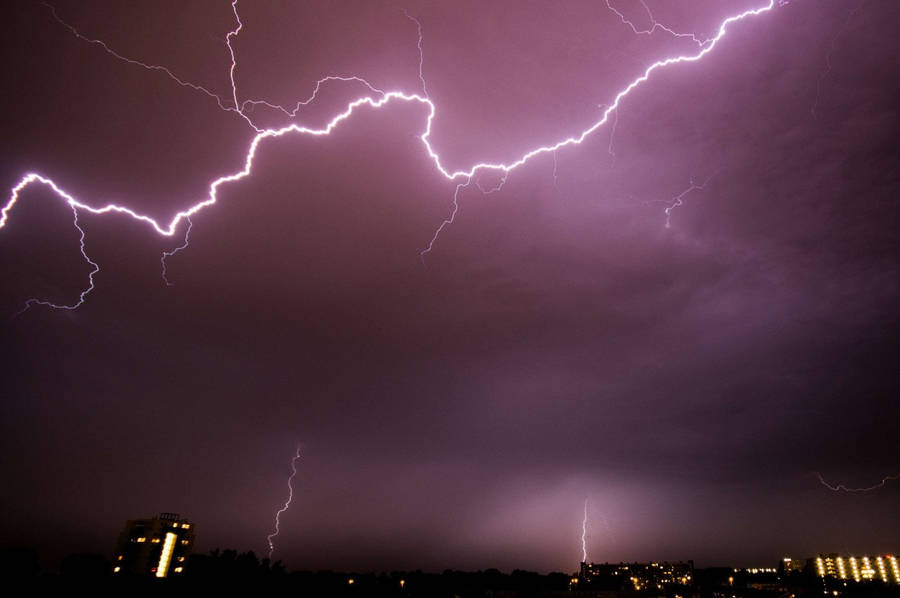 Awe-inspiring Purple Thunderstorm Wallpaper