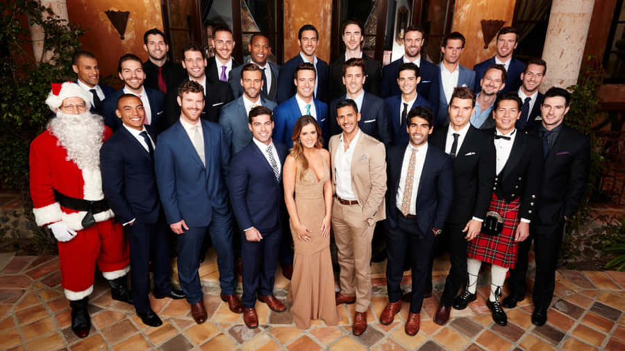 Bachelorette Contestants Holiday Season Wallpaper
