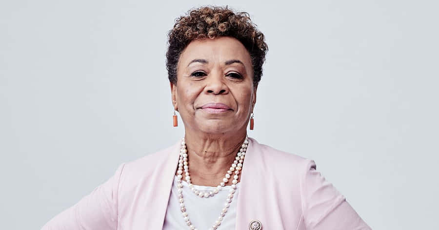 Barbara Lee Smiling Model Wallpaper