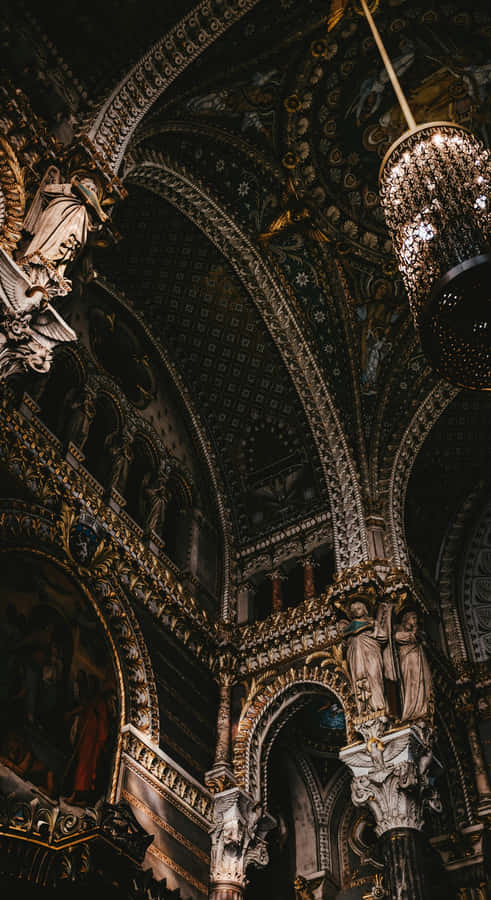 Baroque Architectural Grandeur Wallpaper