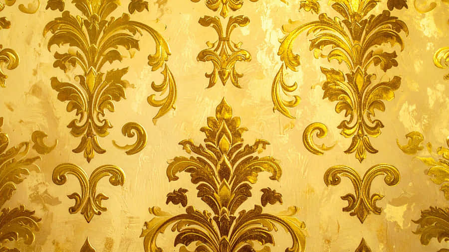 Baroque Ornate Gold Pattern Wallpaper