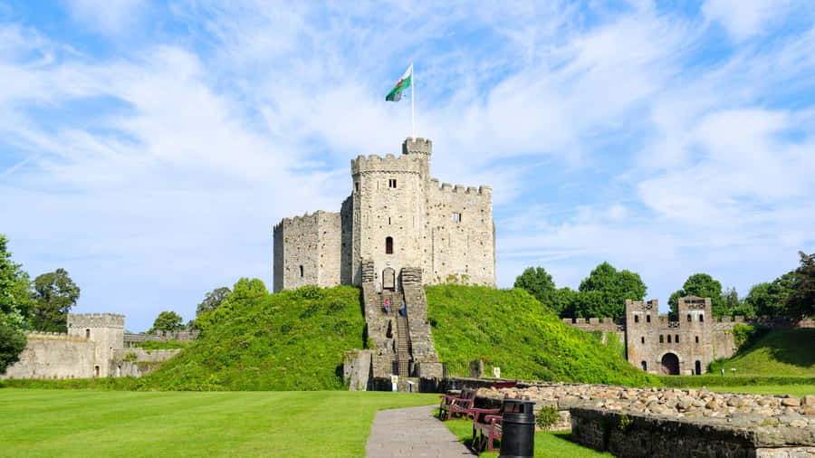 Beautiful Cardiff Castle Wallpaper