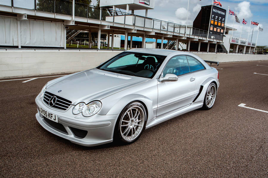 Benz 4k Silver Clk Wallpaper