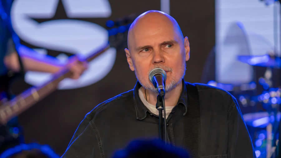 Billy Corgan Performing Live Wallpaper