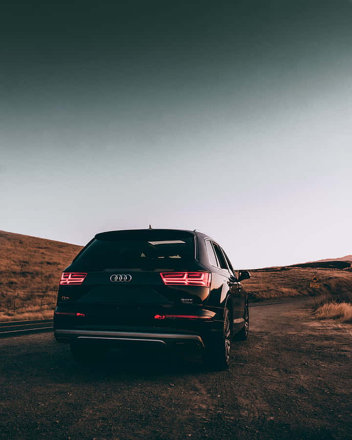 Black Audi Q7 Iphone Wallpaper