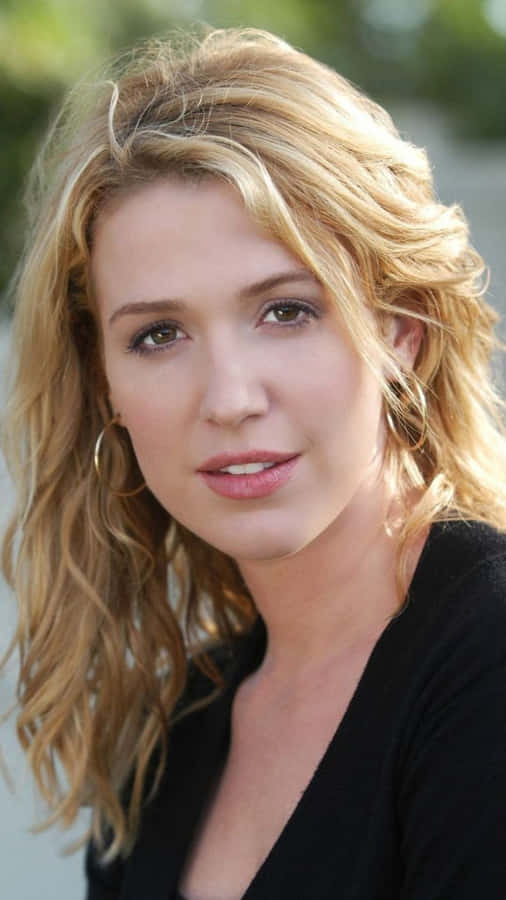 Blonde Celebrity Portrait Wallpaper