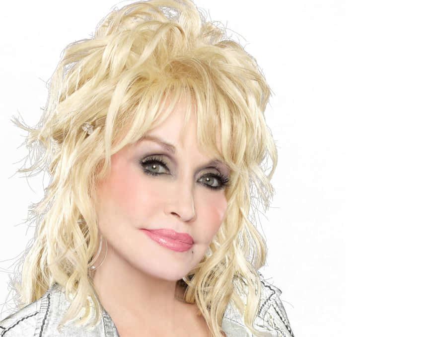 Blonde Country Music Legend Wallpaper