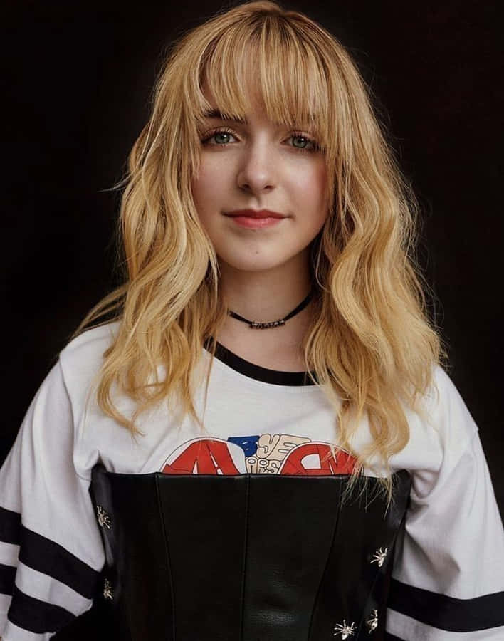 Blonde Young Actress Portrait Wallpaper